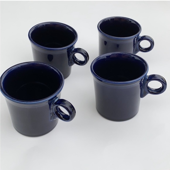 Set of 4 Fiesta Vintage mugs! Navy blue! Excellent condition! - Picture 4 of 4